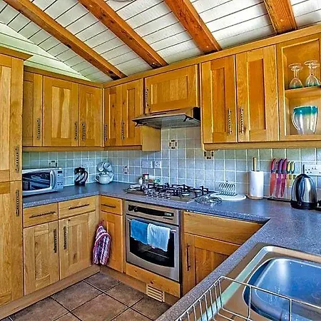 Great Wood Pickering